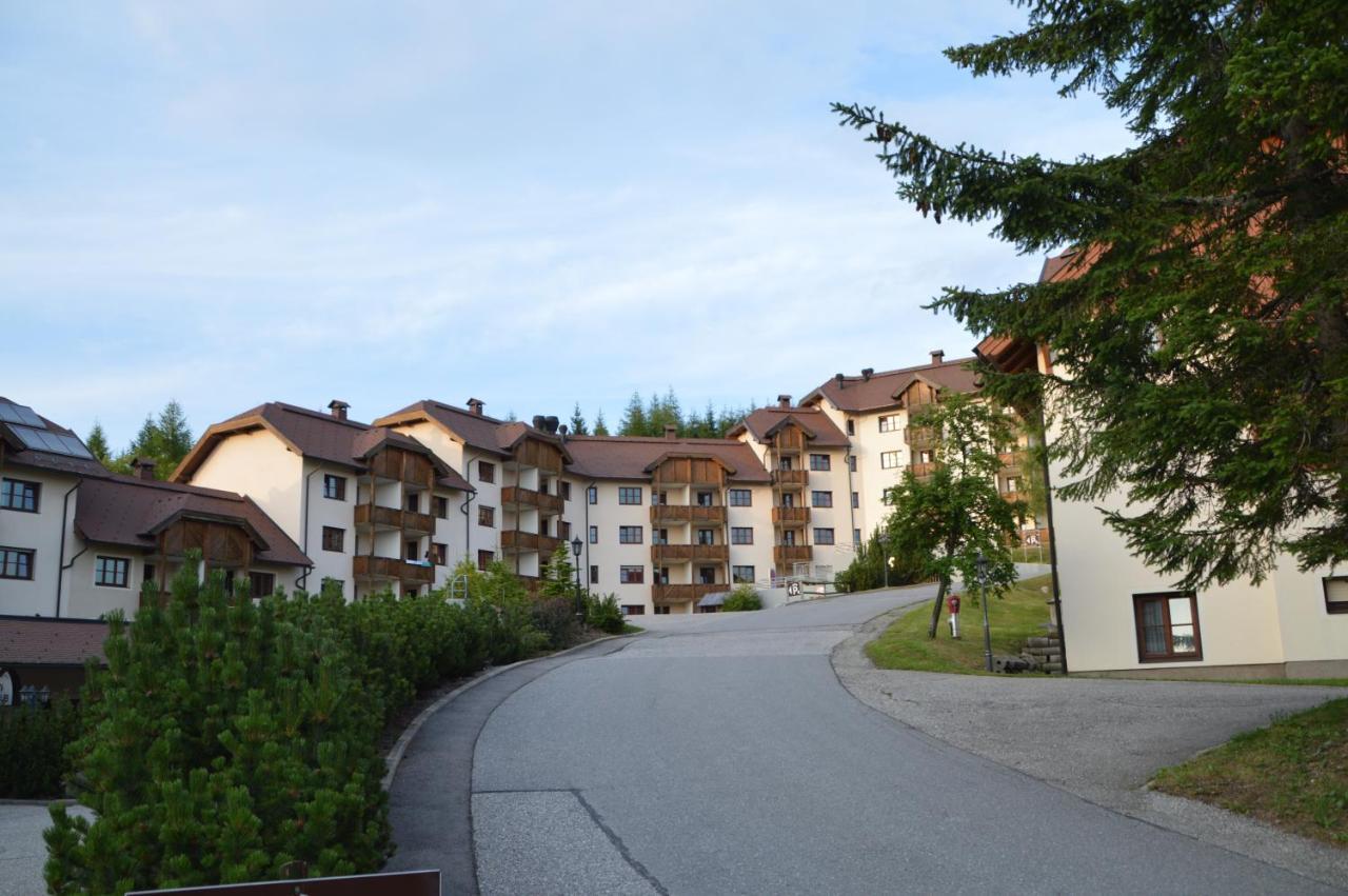 Panorama Apartment Gerlitzen Treffen Esterno foto